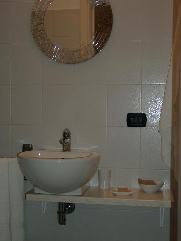 Chicchi Di Melograno Bed and Breakfast Modica Rum bild